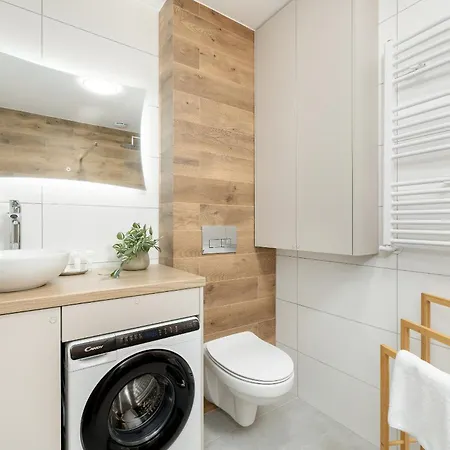 Nowoczesne Studio Z Ogrodkiem 550 M Od Plazy By Renters Апартаменты